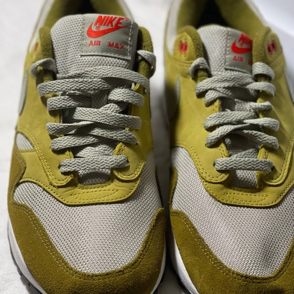 Air max - Picture 1 of 3